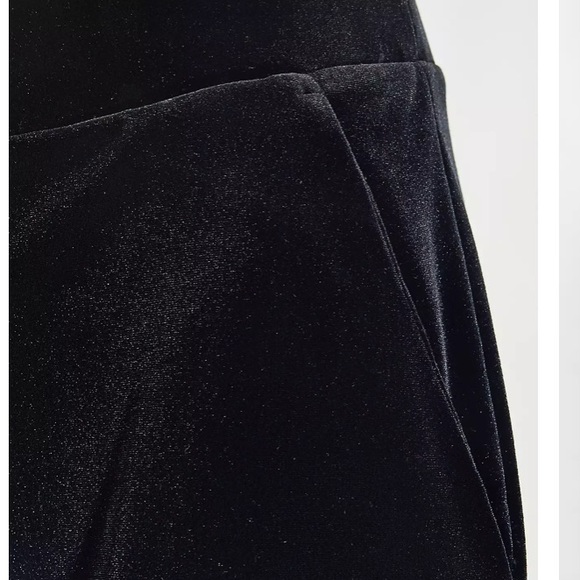 NWT LOFT Women's Velvet Tapered Pull On Pants - Picture 2 of 4
